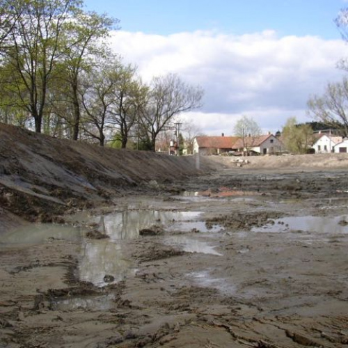 Úpravy původního rybníka Kuchyňka a výstavba rybníka Předsíňka
